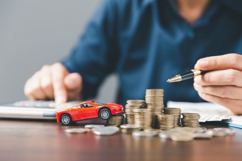 信用不良瑕疵、負債過高或協商中辦理汽車借款，完全不看銀行聯徵分數與薪轉證明